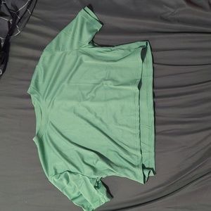 Old Navy XL light green tee